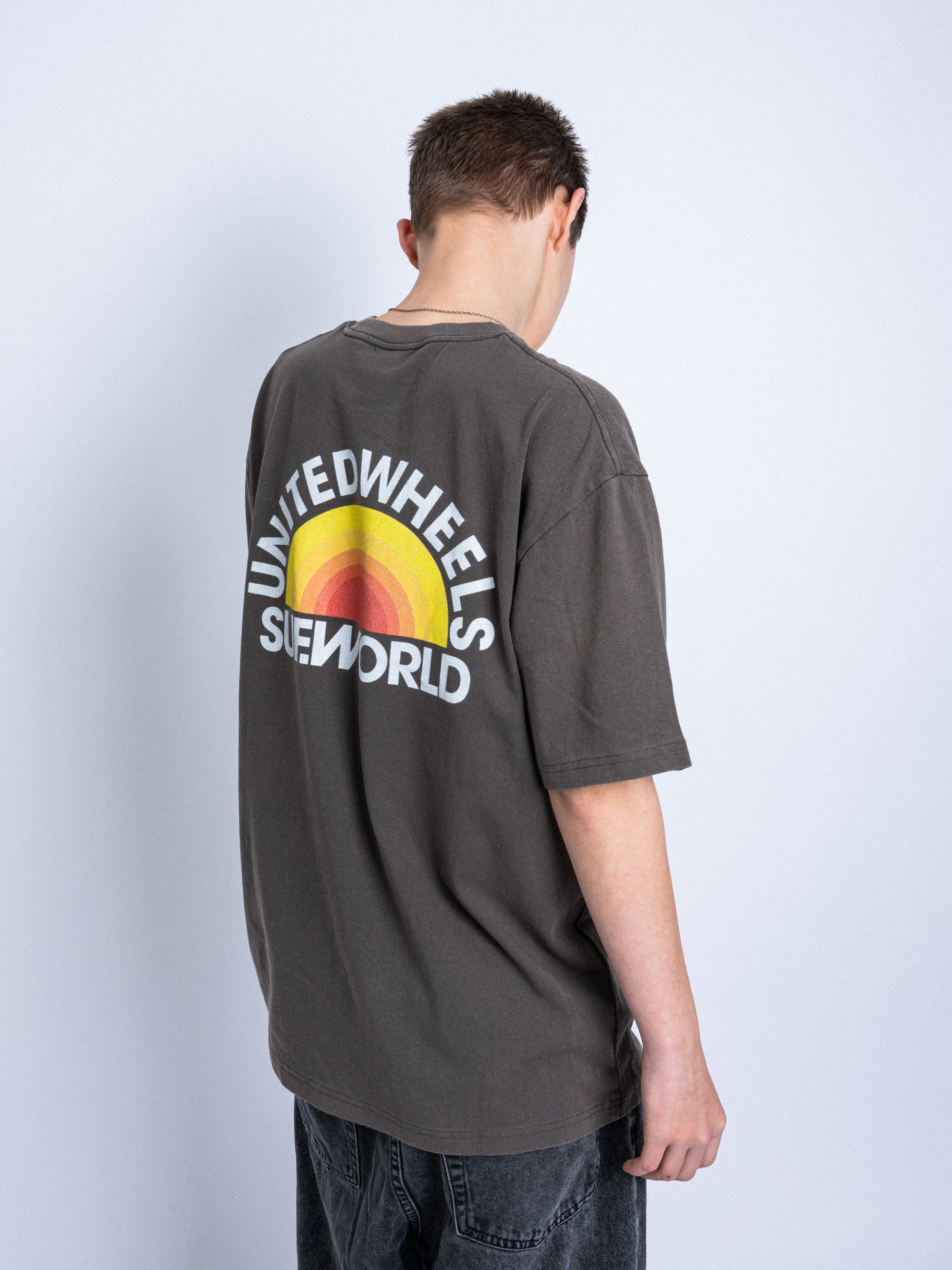 RAINBOW TEE